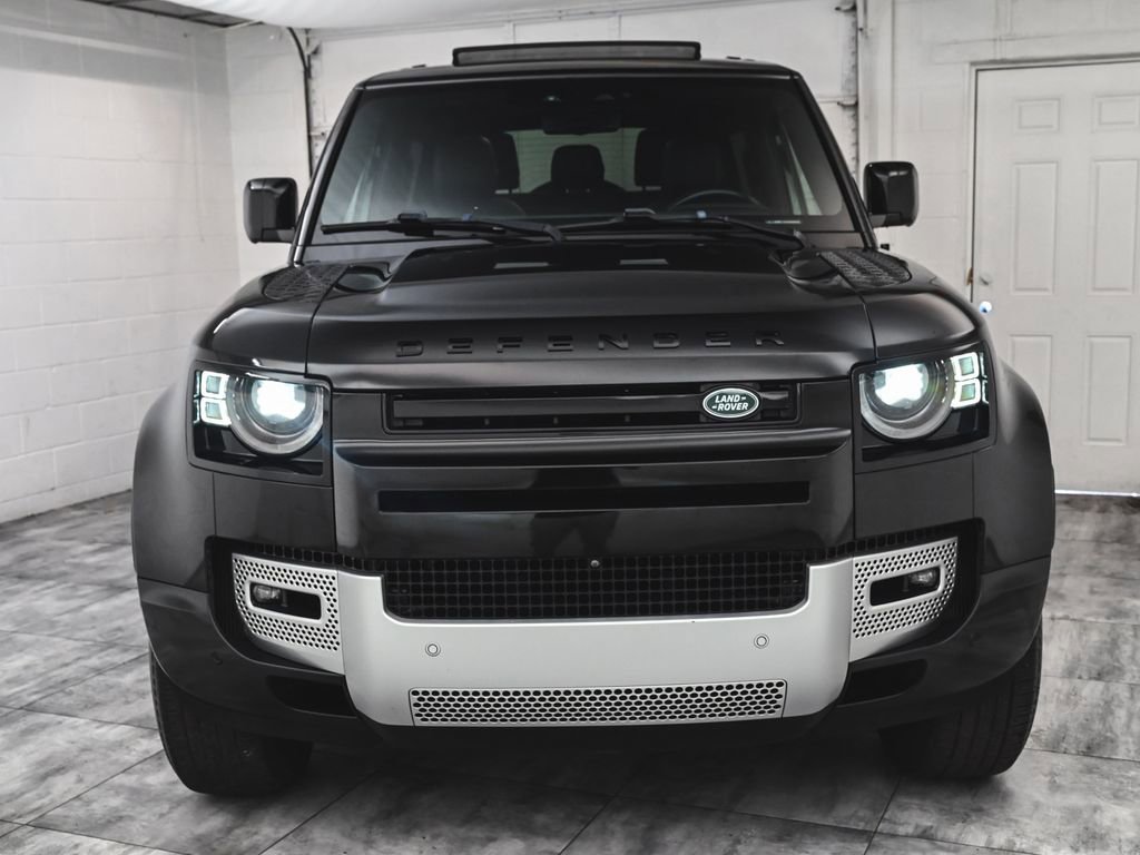 Used 2021 Land Rover Defender 90 S image 2