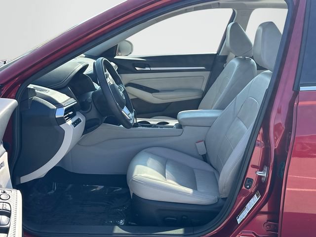 Used 2019 Nissan Altima 2.5 Platinum AWD/4WD image 16
