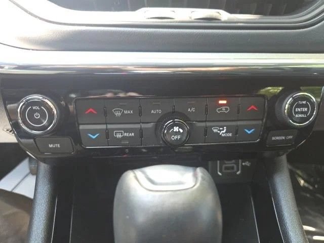 Used 2022 Jeep Compass High Altitude AWD/4WD image 23