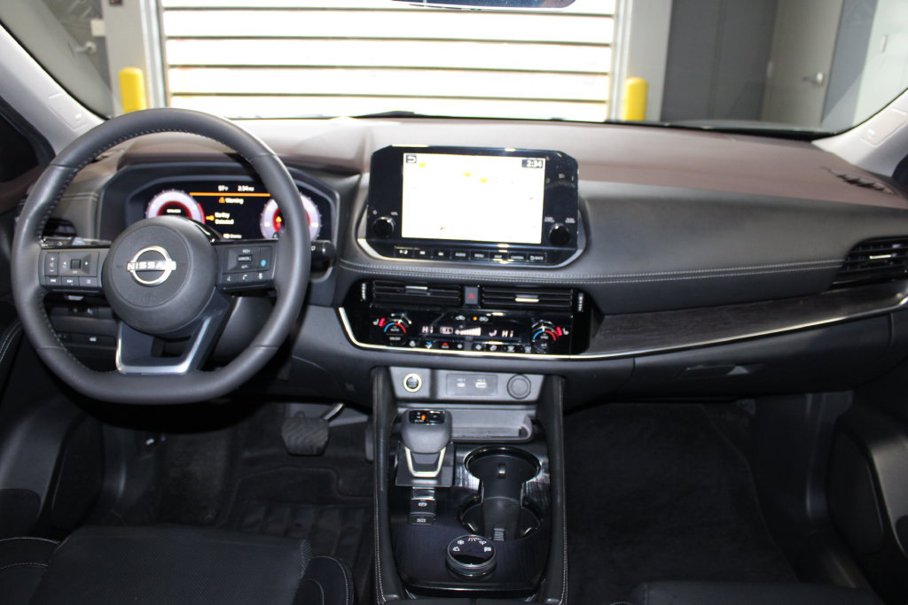 Used 2023 Nissan Rogue Platinum w/ Platinum Premium Package AWD/4WD image 15