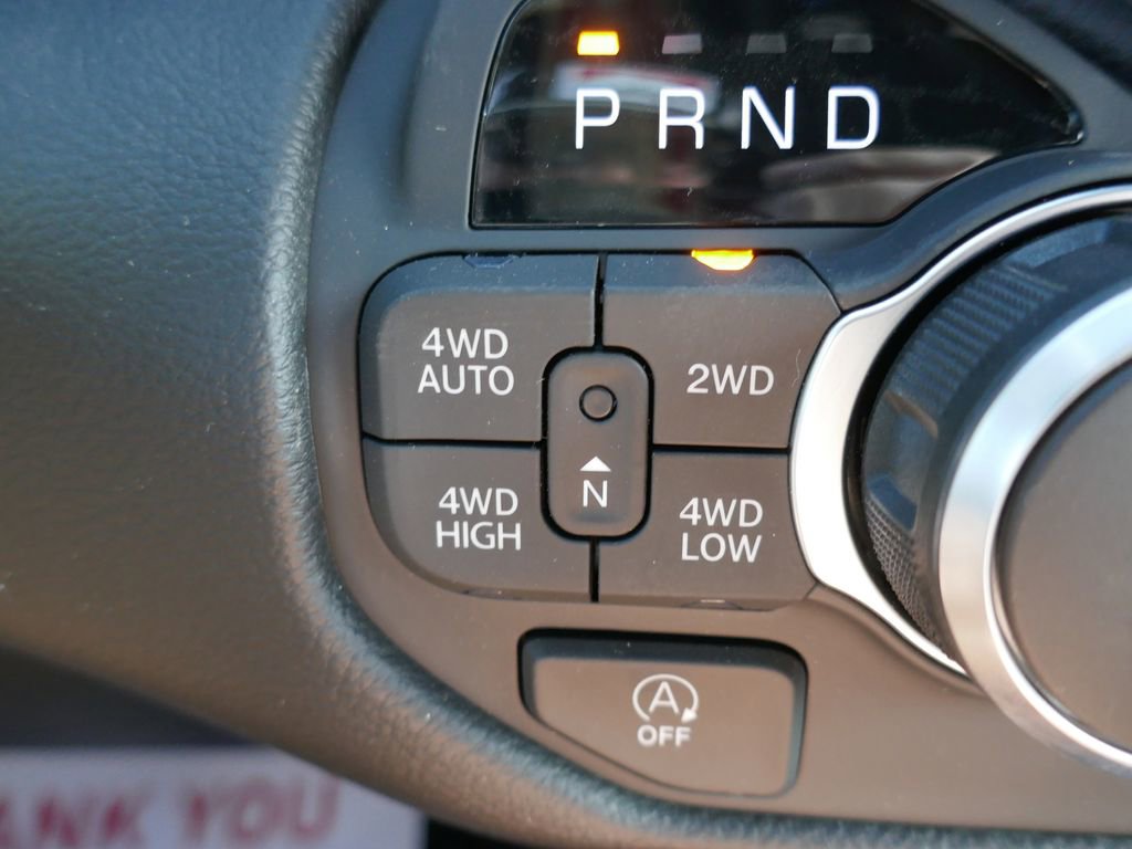 New 2026 RAM 1500 4x4 Crew Cab image 17