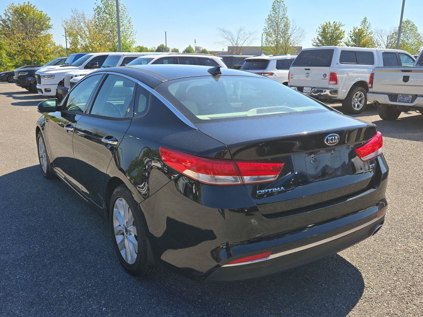 Used 2018 Kia Optima EX w/ Technology Package FWD image 5
