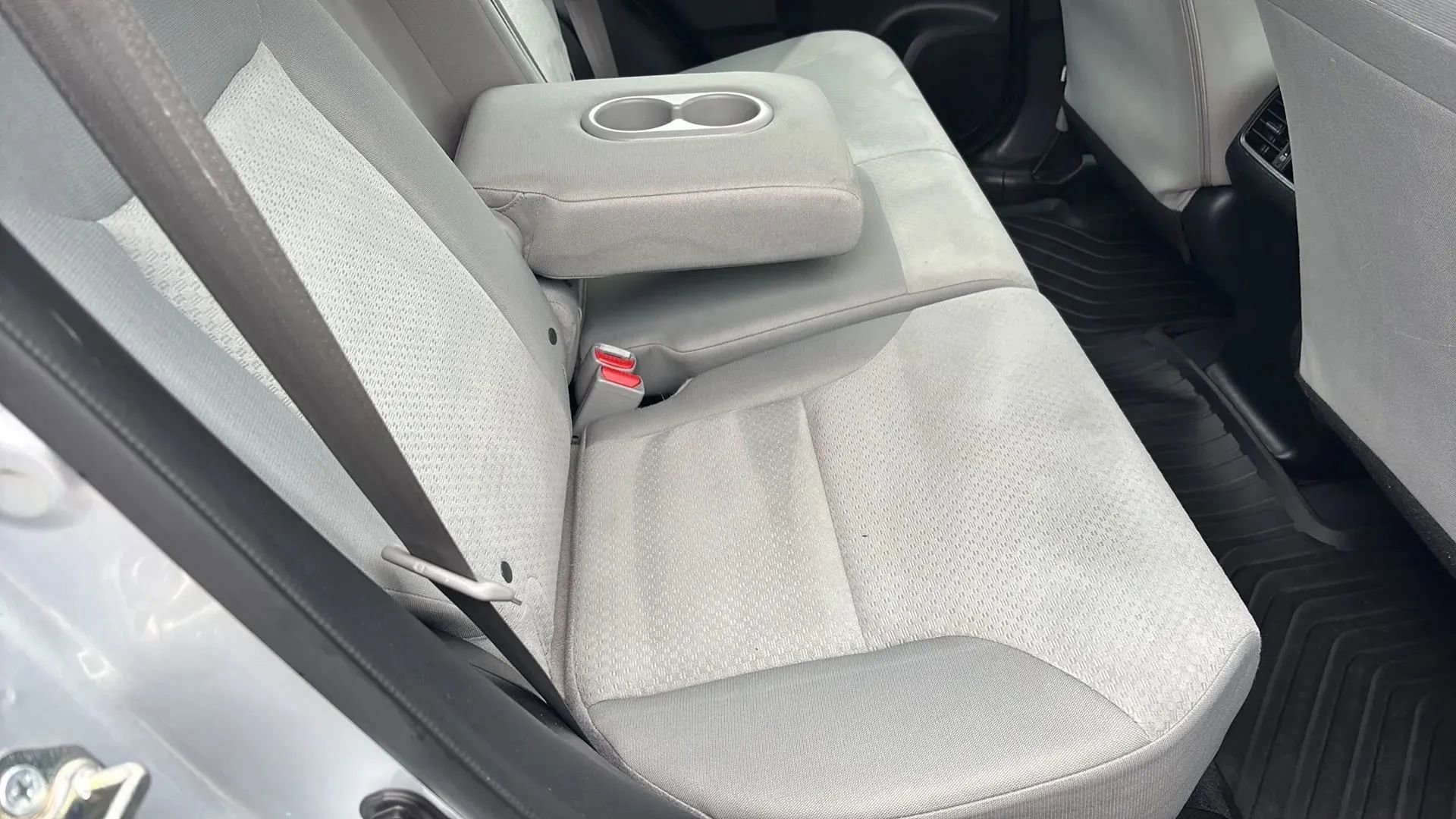 Used 2016 Honda CR-V LX image 39