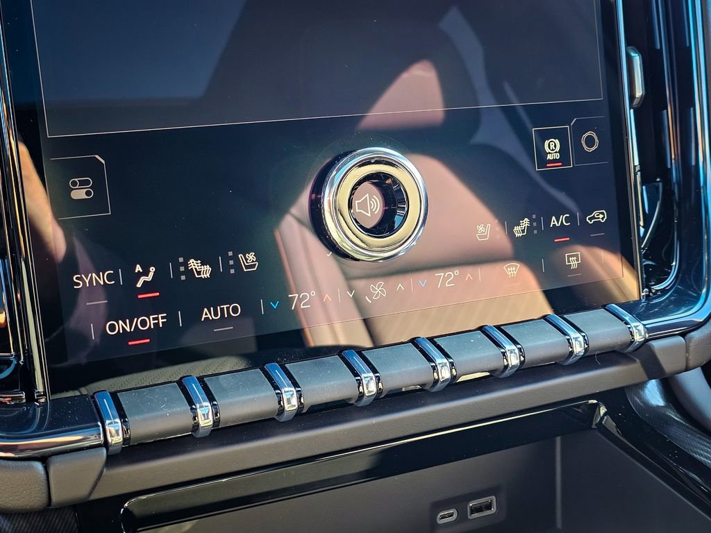 New 2026 GMC Yukon AT4 w/ AT4 Premium Plus Package image 29