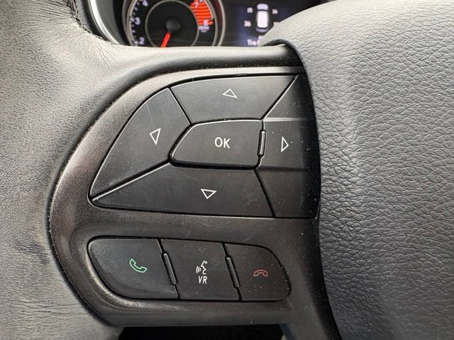 Used 2019 Jeep Cherokee Trailhawk w/ Comfort/Convenience Group AWD/4WD image 25