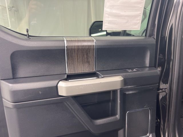 Used 2021 Ford F250 Lariat w/ Chrome Package image 18