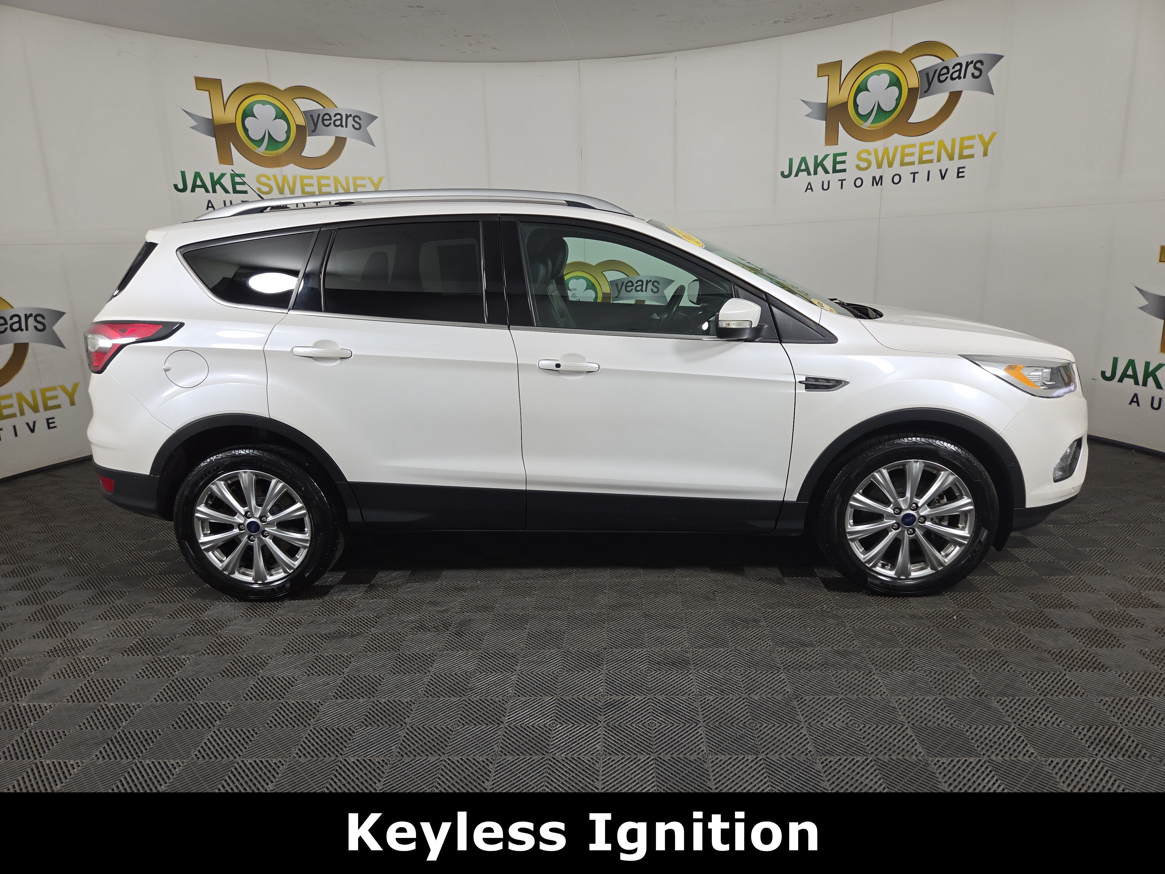 Used 2017 Ford Escape Titanium w/ Equipment Group 301A FWD image 10