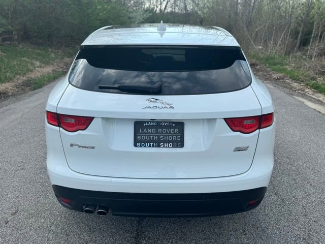 Used 2018 Jaguar F-PACE Premium image 6