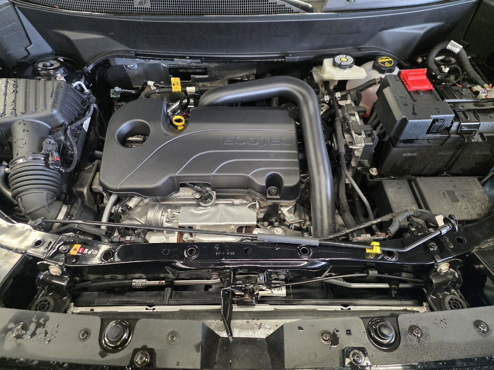 Used 2025 GMC Terrain Elevation image 16