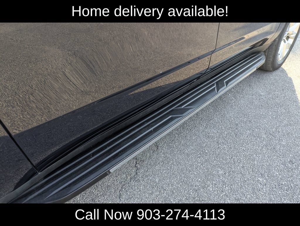 Used 2023 Chevrolet Suburban Premier RWD image 37