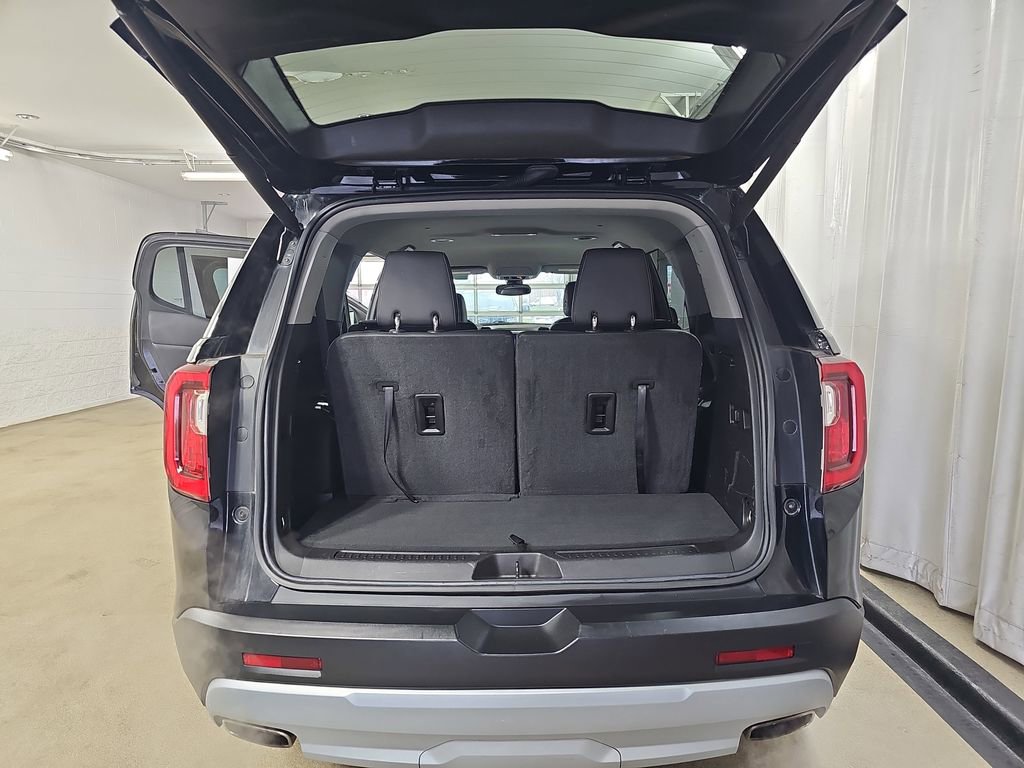 Used 2023 GMC Acadia SLT w/ Preferred Package AWD/4WD image 17