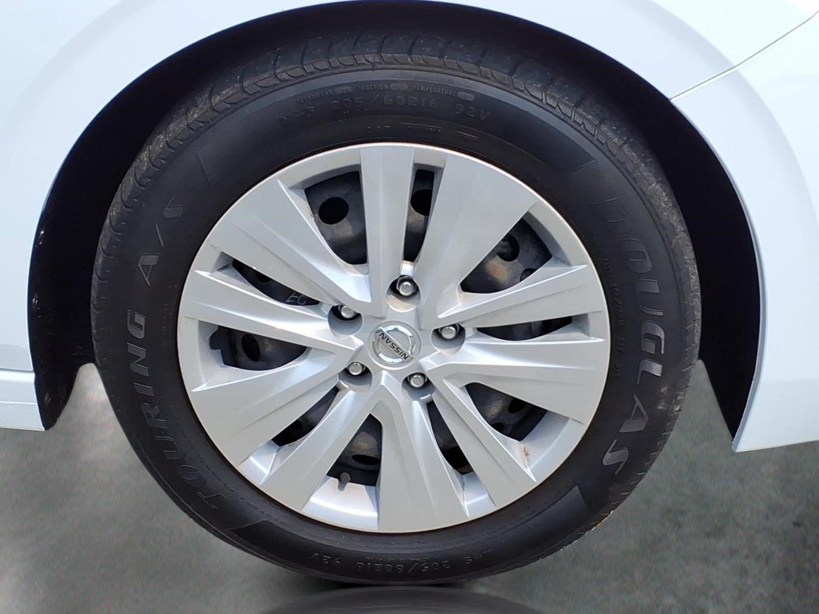 Used 2023 Nissan Sentra S FWD image 10
