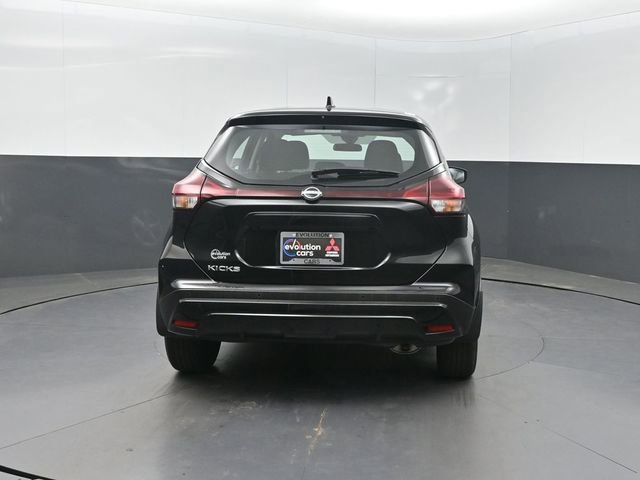 Used 2025 Nissan Kicks Play S FWD image 28