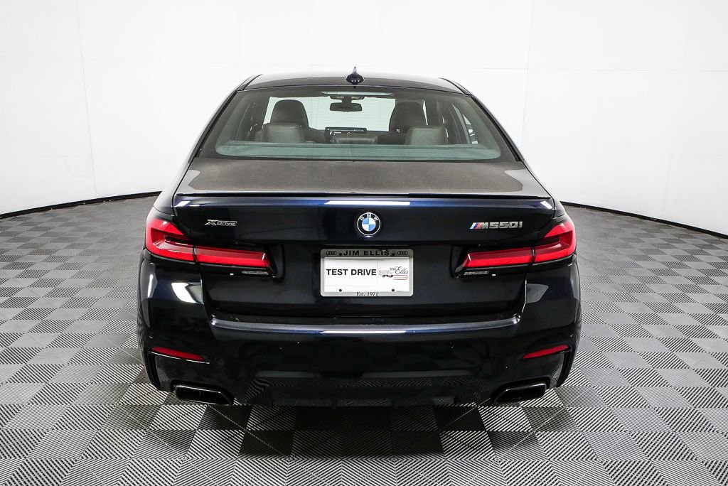 Used 2021 BMW M550i xDrive w/ Executive Package image 29