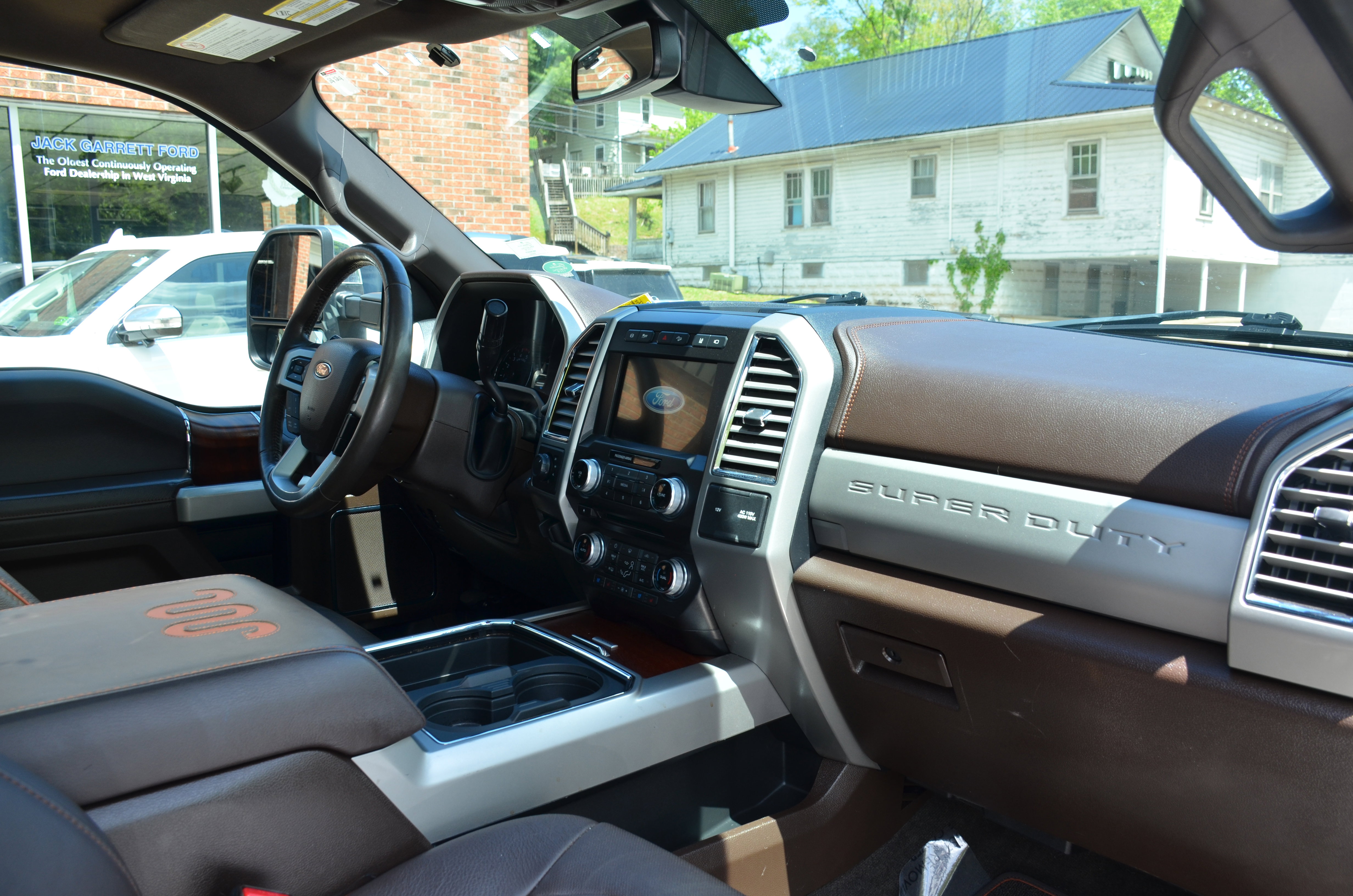 Used 2017 Ford F250 King Ranch w/ King Ranch Ultimate Package AWD/4WD image 36