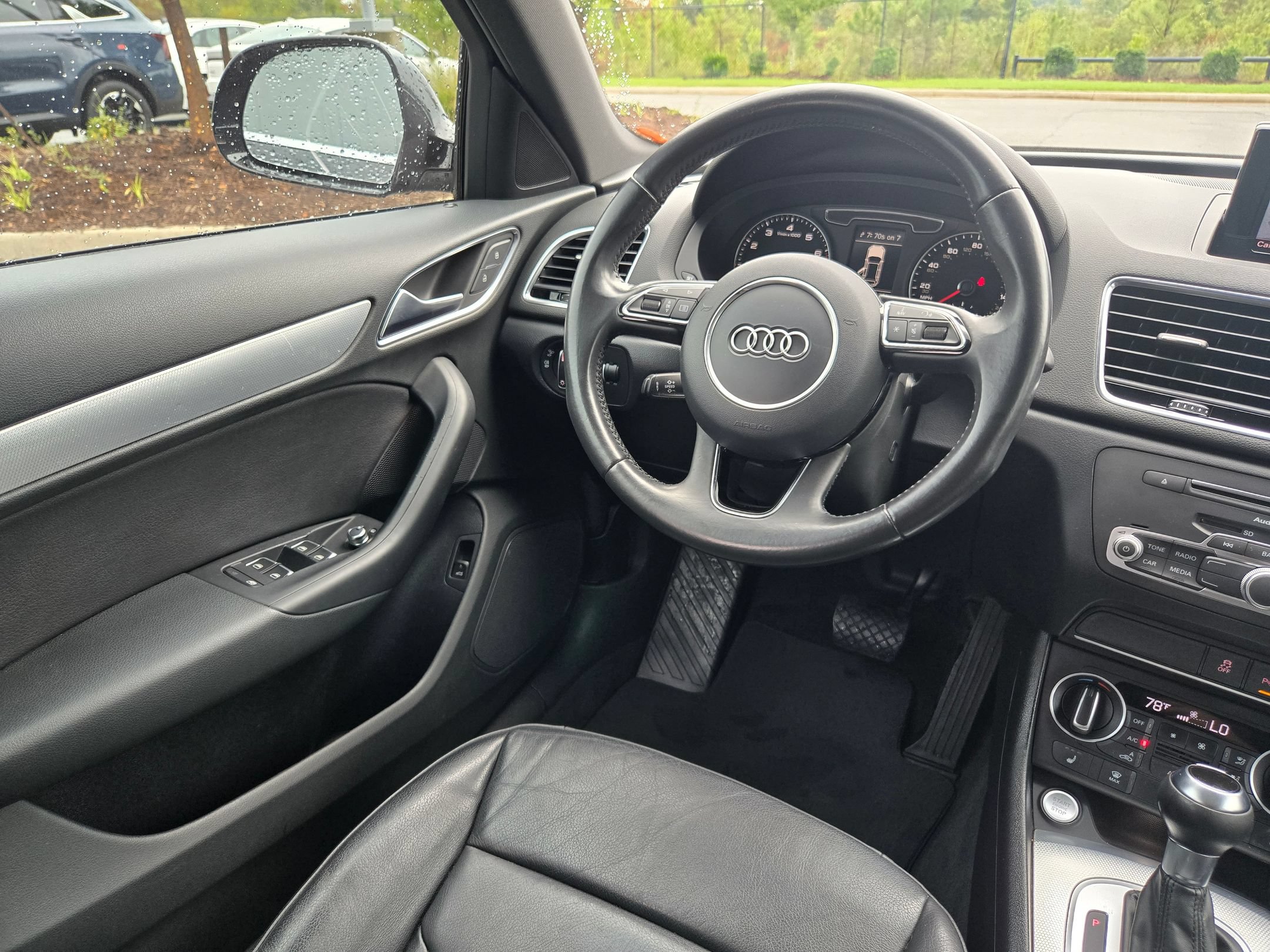 Used 2016 Audi Q3 2.0T Premium Plus AWD/4WD image 9