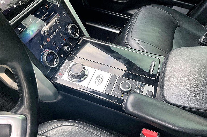 Used 2018 Land Rover Range Rover image 14