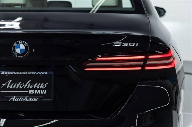 New 2026 BMW 530i xDrive w/ Premium Package image 11