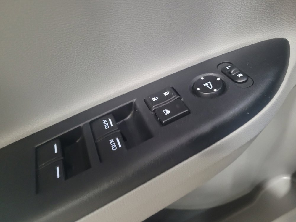 Used 2017 Honda Accord EX-L image 27