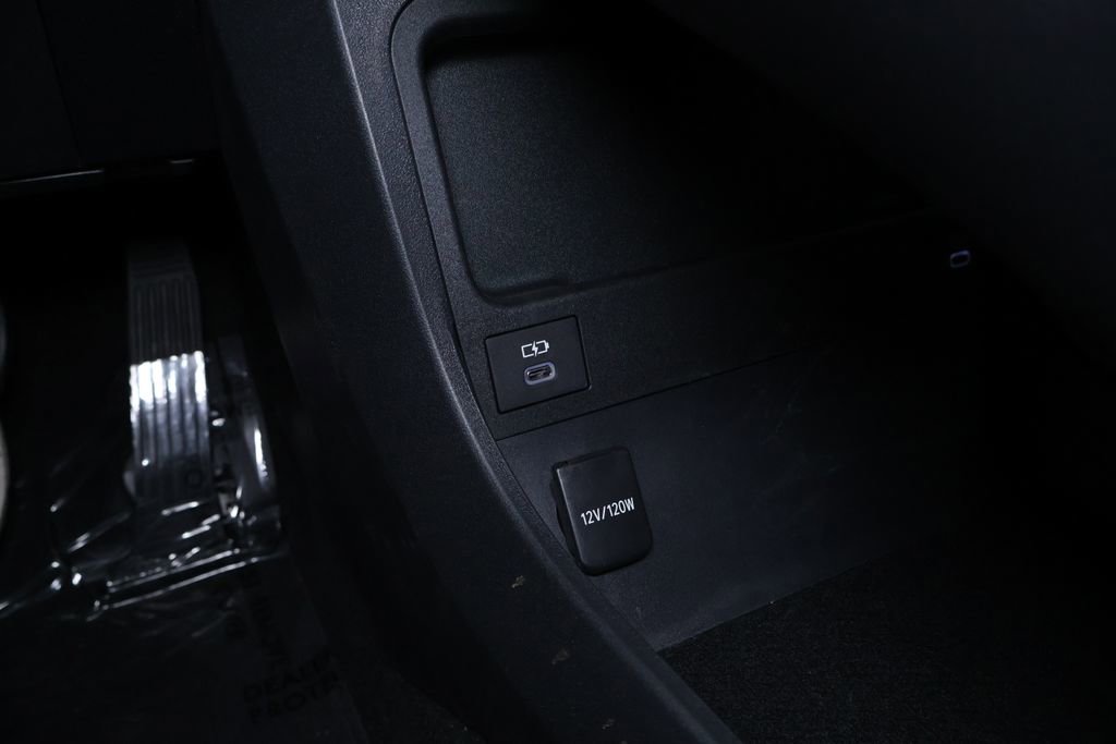 Used 2024 Toyota bZ4X XLE image 34