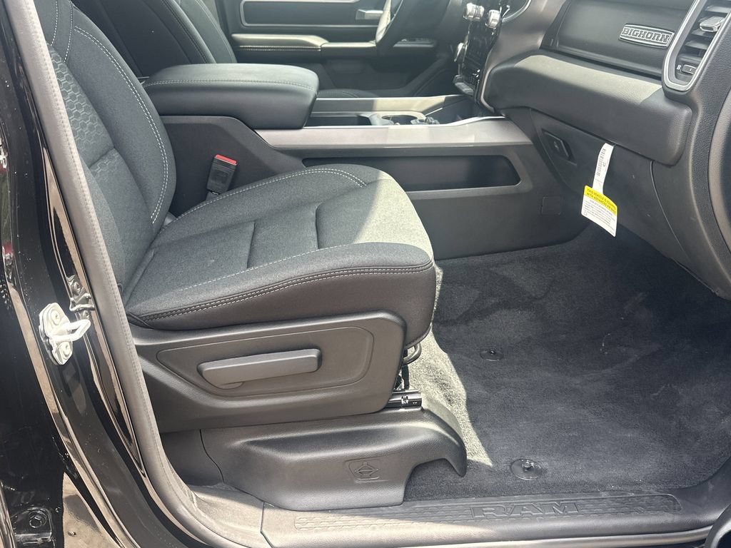 Used 2025 RAM 1500 Big Horn AWD/4WD image 14