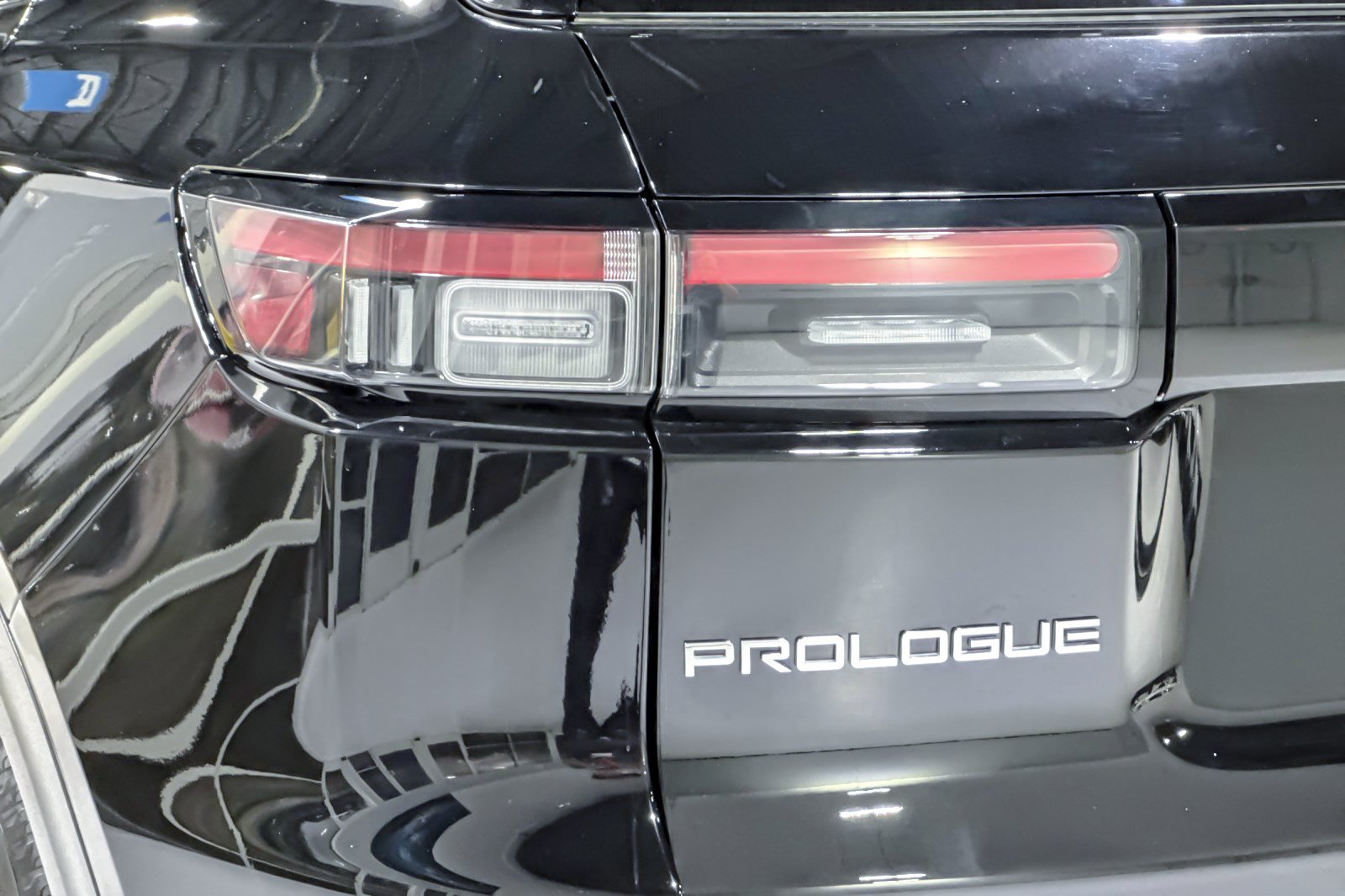 Used 2024 Honda Prologue EX image 30