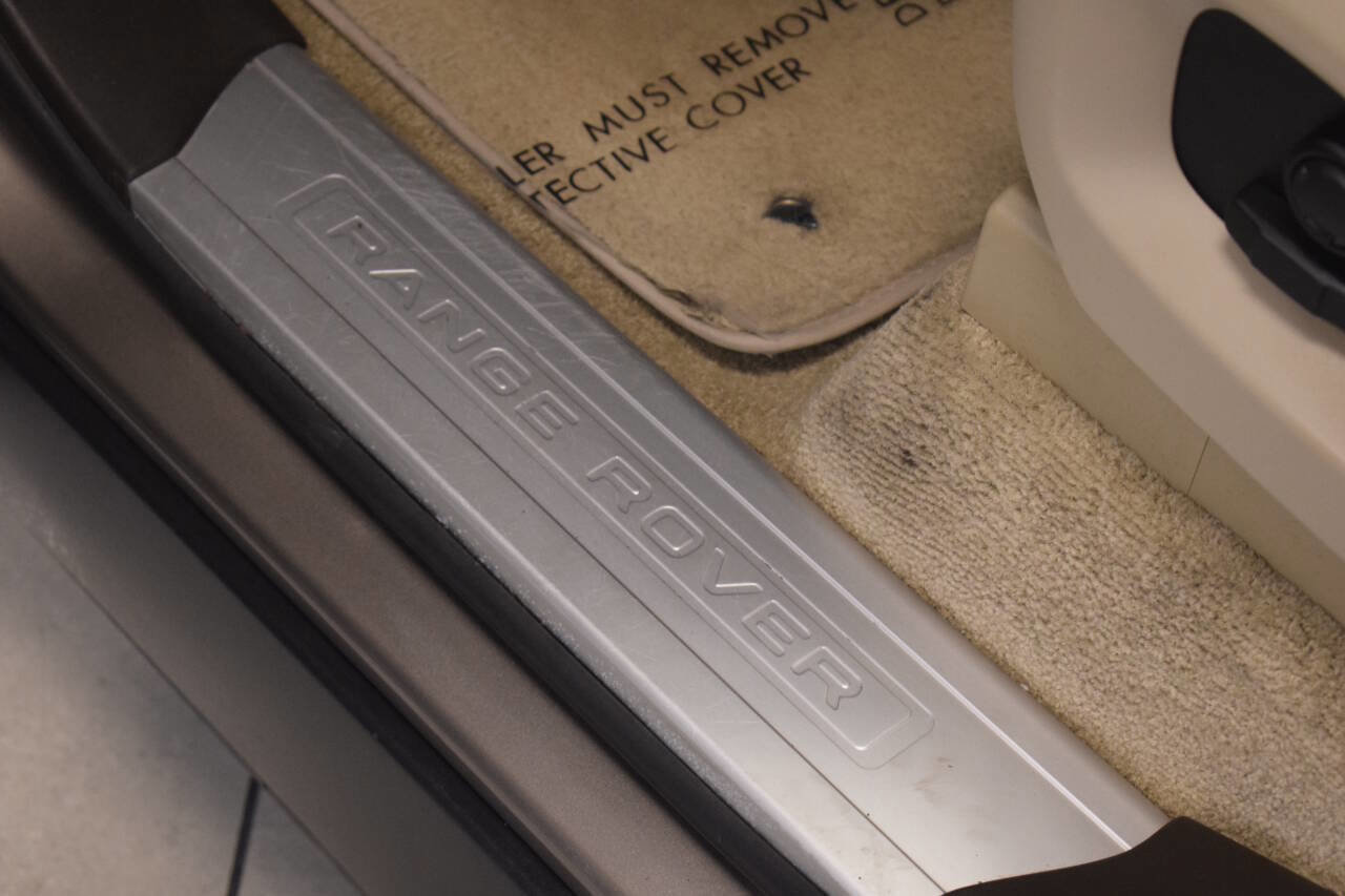 Used 2017 Land Rover Range Rover image 63