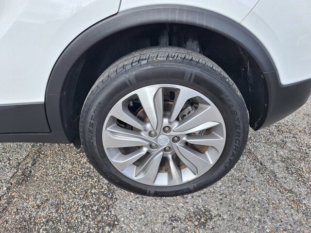 Used 2020 Buick Encore Preferred image 23