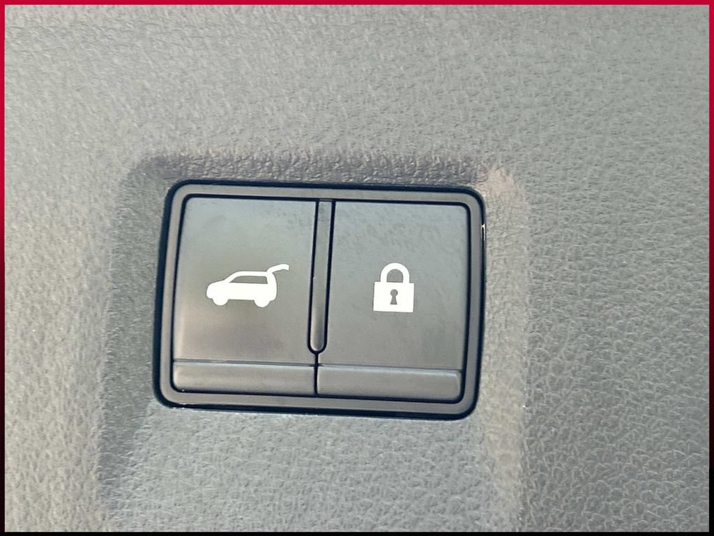 Used 2023 INFINITI QX60 Sensory FWD image 15