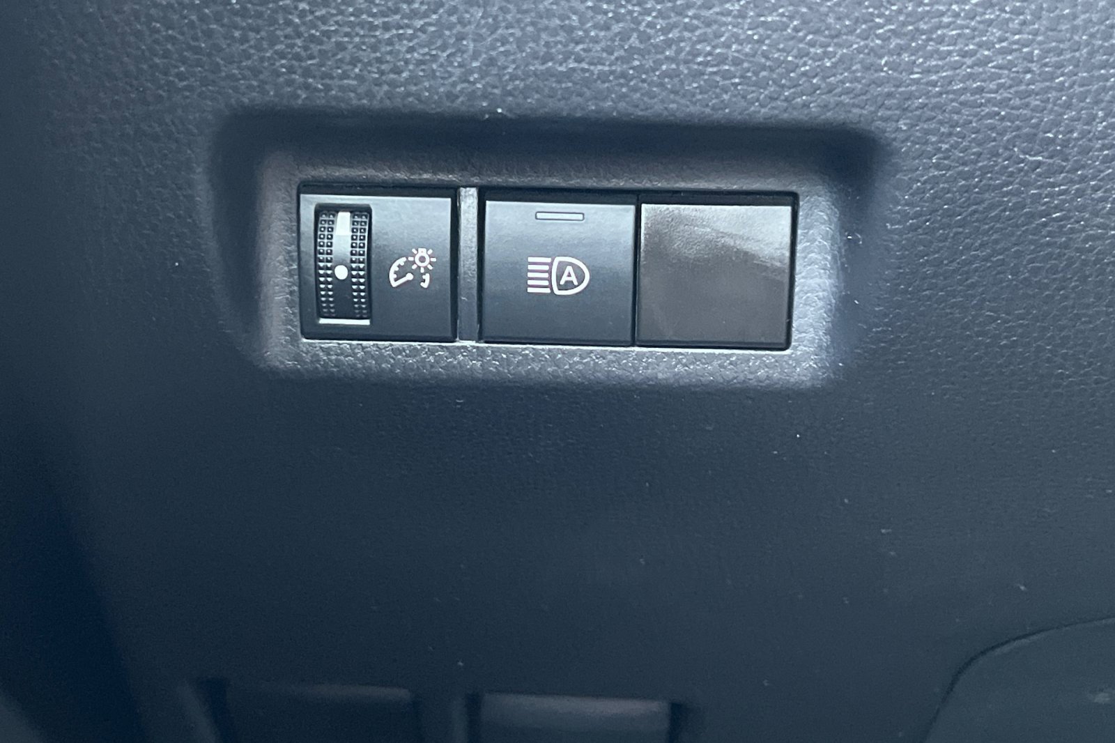 Used 2024 Toyota RAV4 LE image 36