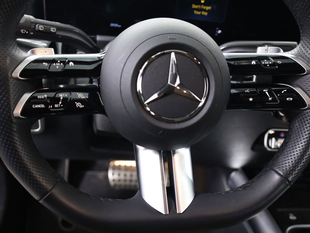 Used 2026 Mercedes-Benz GLA 250 4MATIC image 16