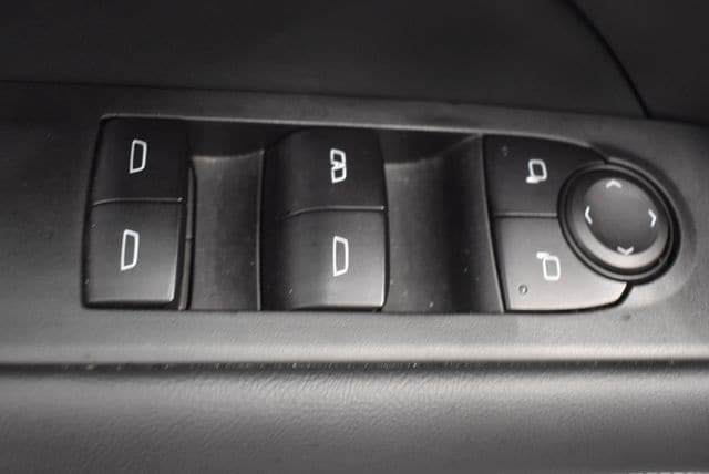 Used 2025 GMC Terrain Elevation AWD/4WD image 21