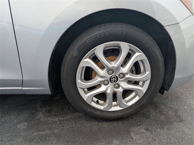 Used 2017 Toyota Yaris iA image 10