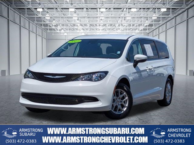Used 2023 Chrysler Voyager LX FWD image 1