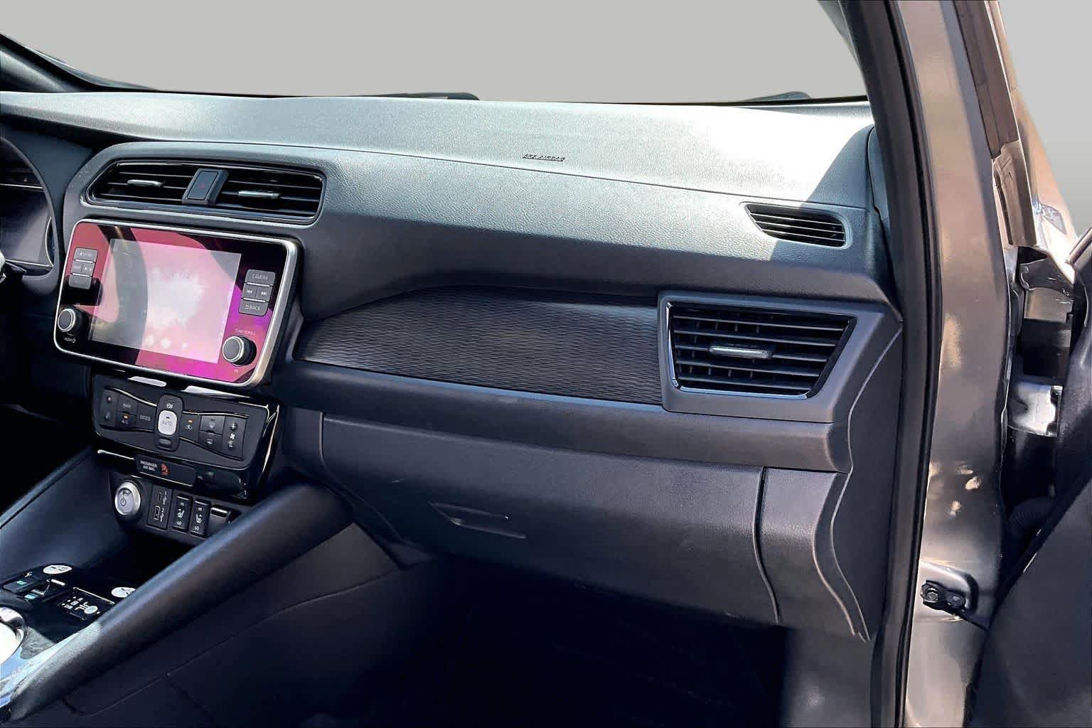 Certified 2021 Nissan Leaf SL Plus FWD image 17