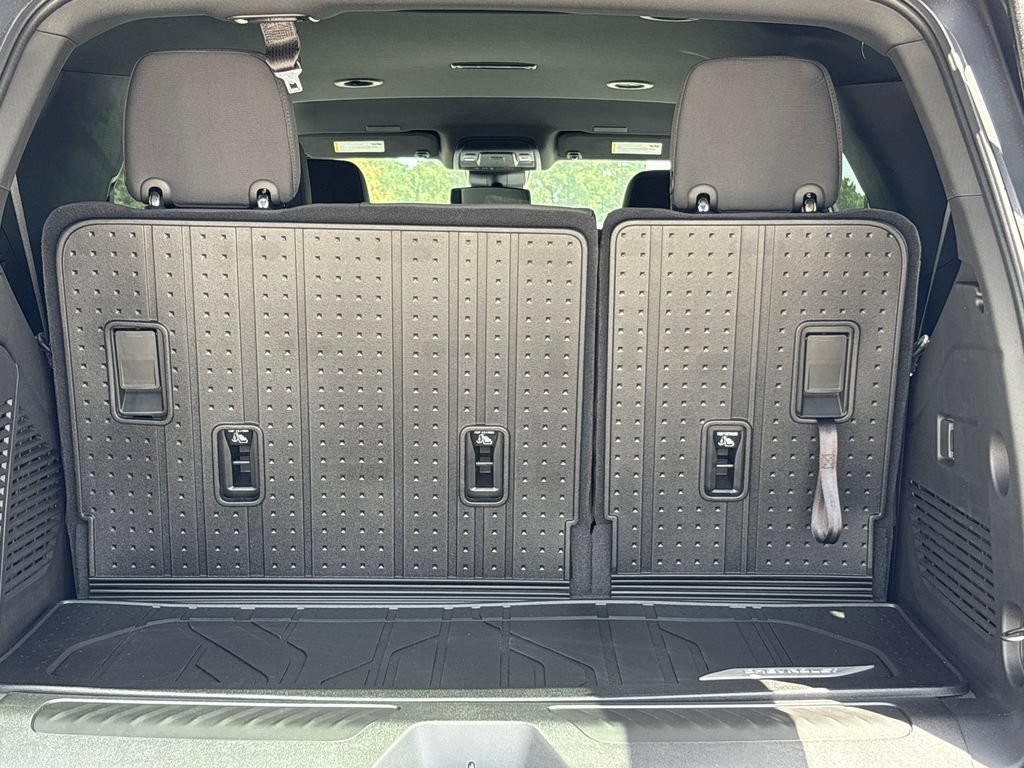 New 2026 Chevrolet Tahoe LS AWD/4WD image 25