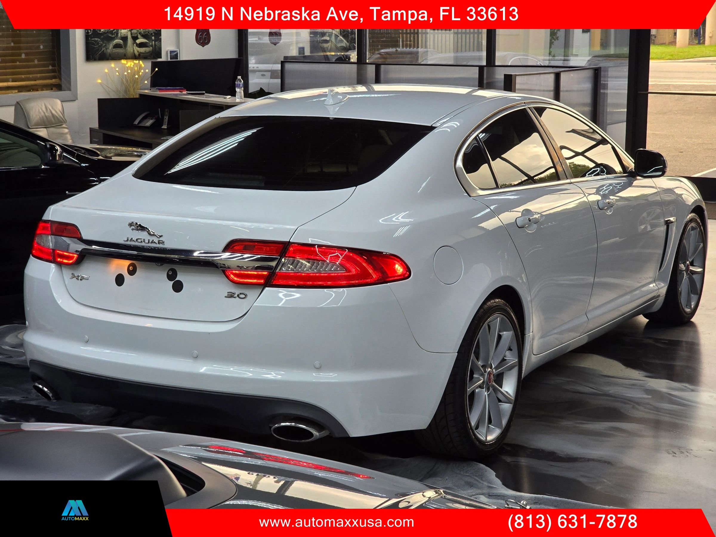 Used 2015 Jaguar XF Sport RWD image 10