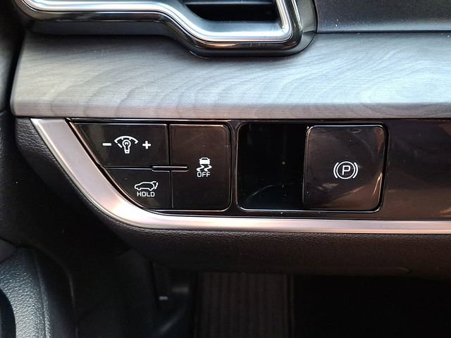 Used 2025 Kia Sportage X-Line w/ Premium Package image 27