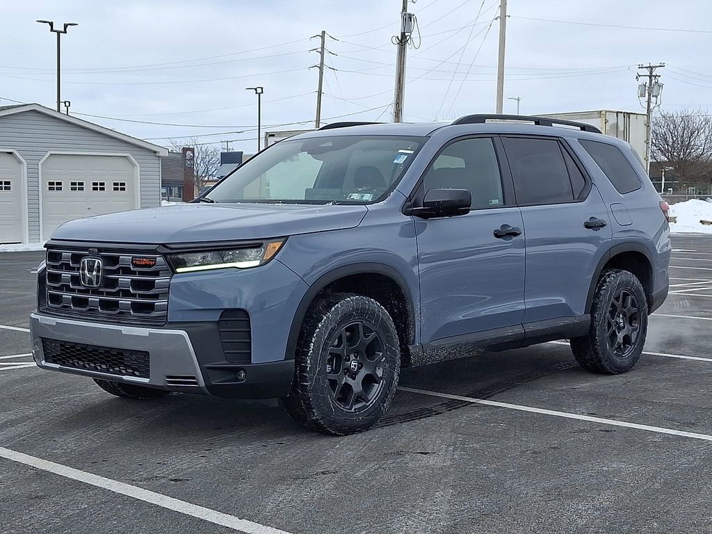 New 2026 Honda Pilot TrailSport image 2