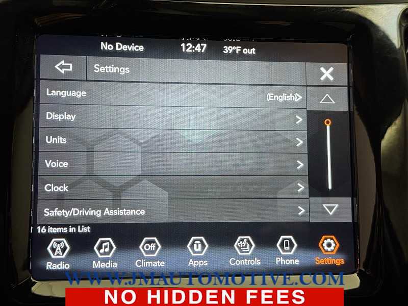 Used 2019 Jeep Cherokee Limited image 30