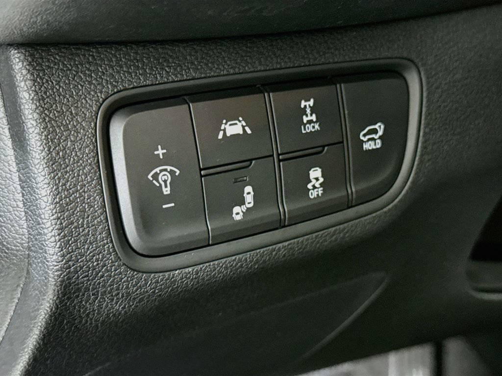 Used 2020 Hyundai Santa Fe SEL w/ Convenience Package AWD/4WD image 19