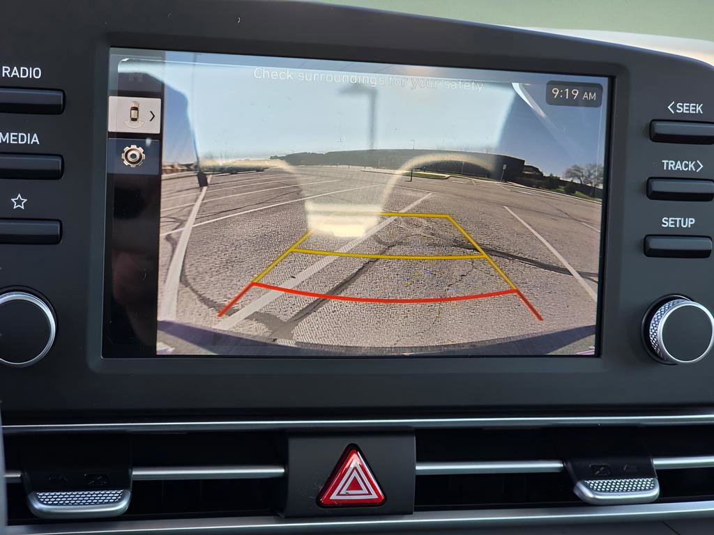 New 2026 Hyundai Elantra SE FWD image 18