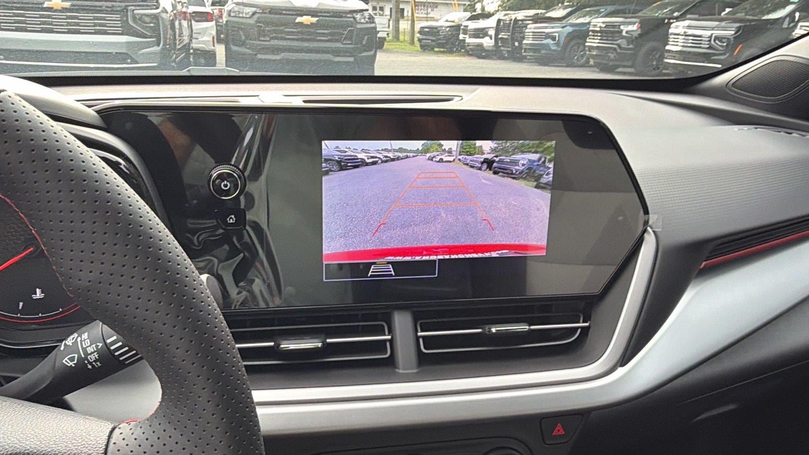 New 2026 Chevrolet Trax RS w/ Sunroof Package FWD image 28