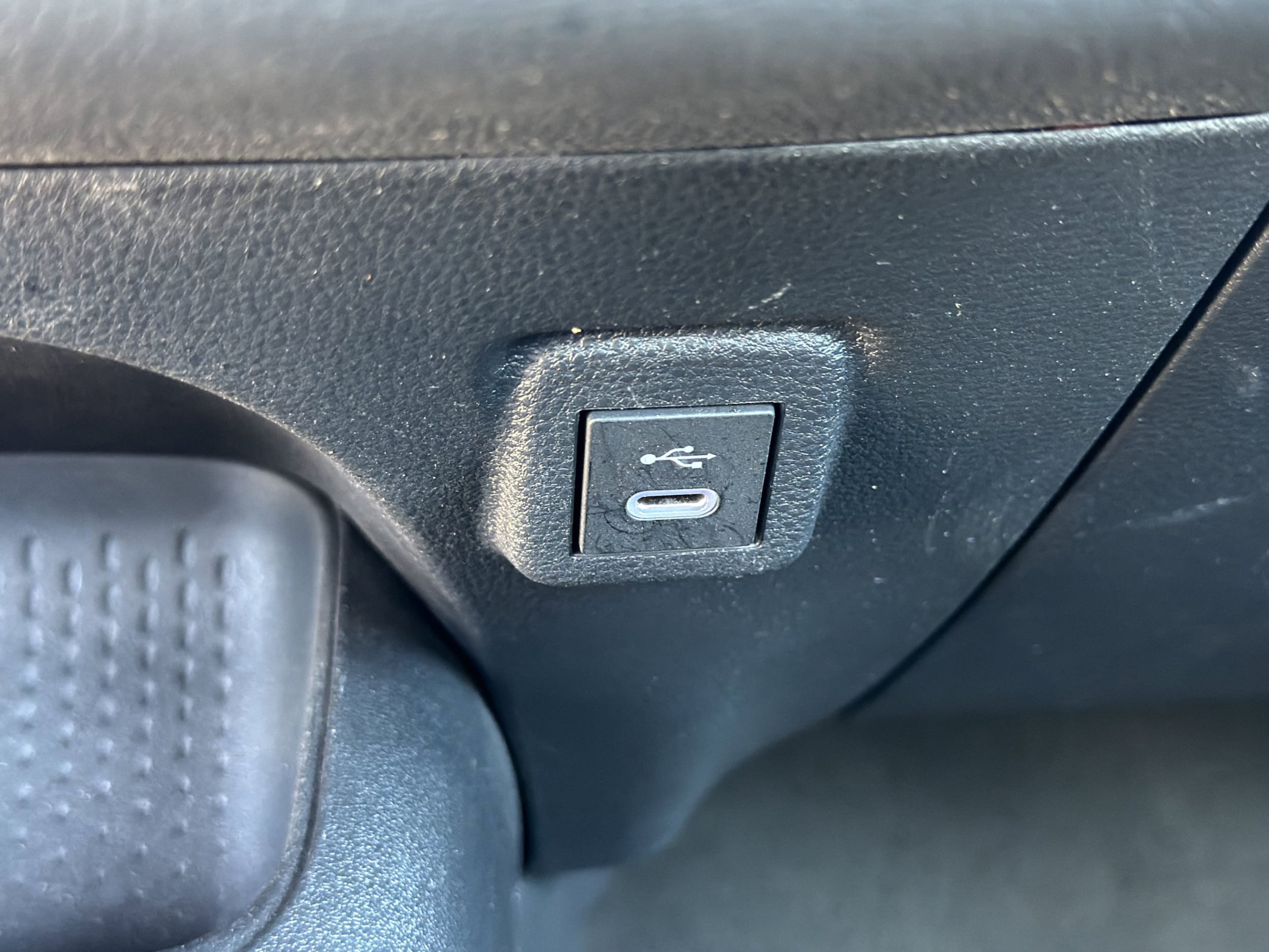 Certified 2024 Toyota Corolla LE FWD image 17