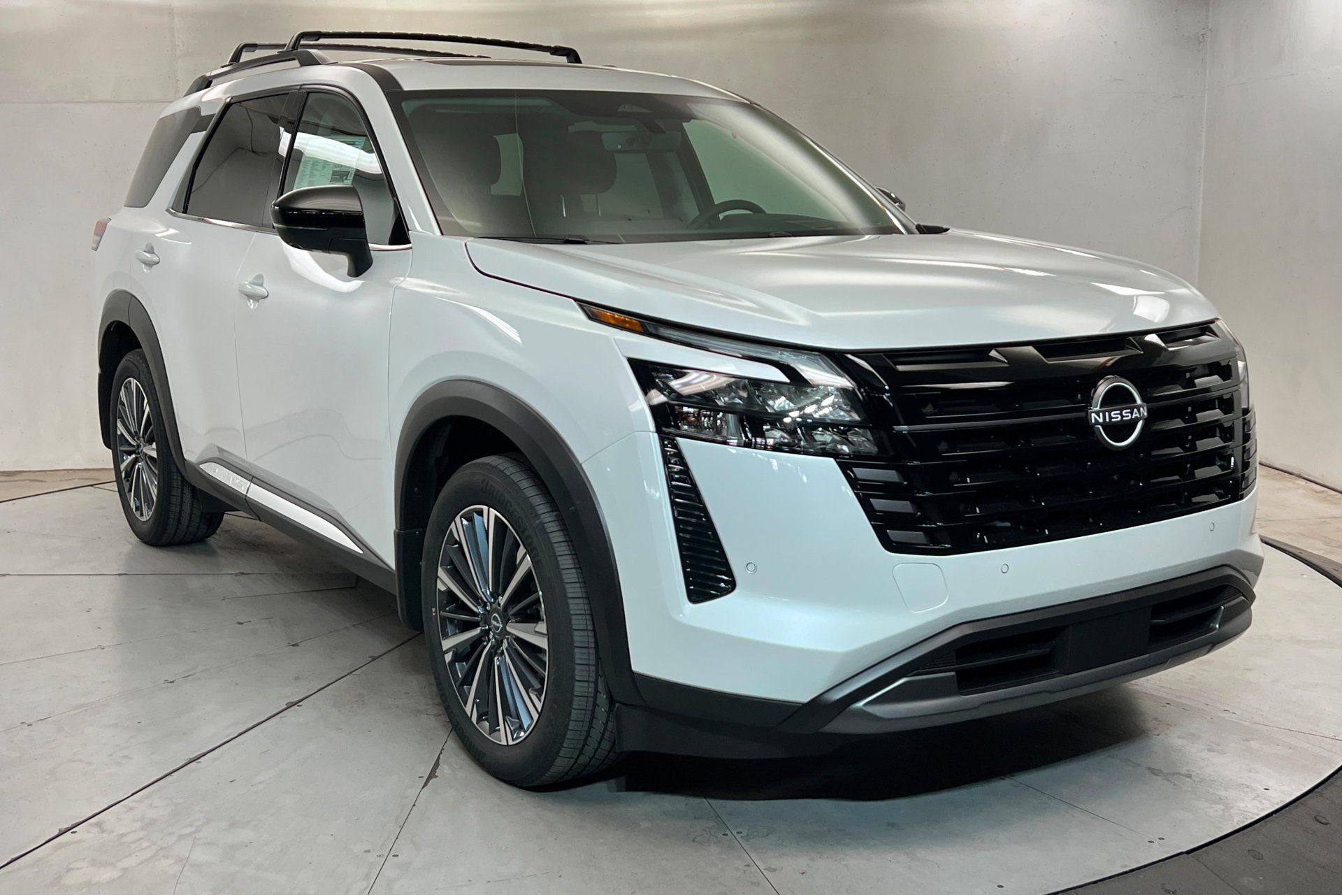 New 2026 Nissan Pathfinder Platinum AWD/4WD image 7