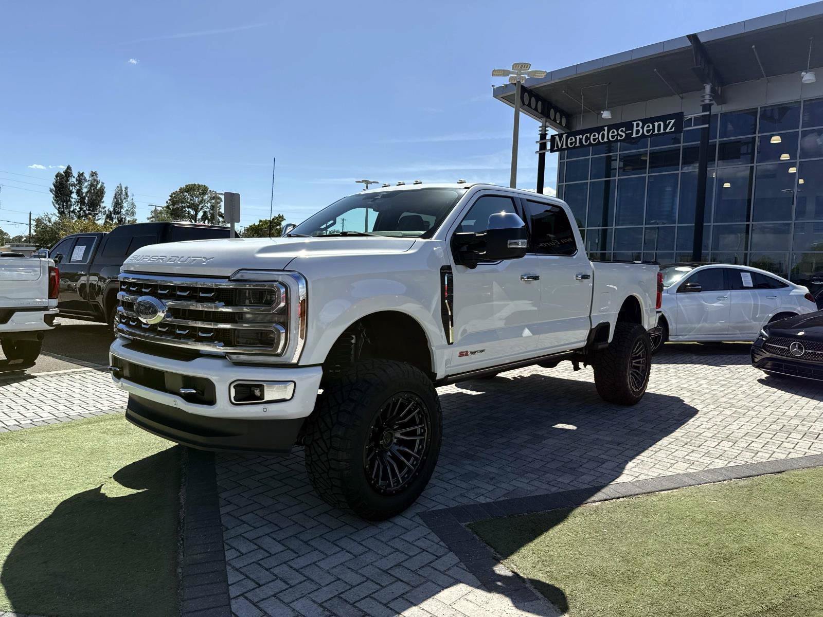 Used 2024 Ford F350 Platinum AWD/4WD image 2