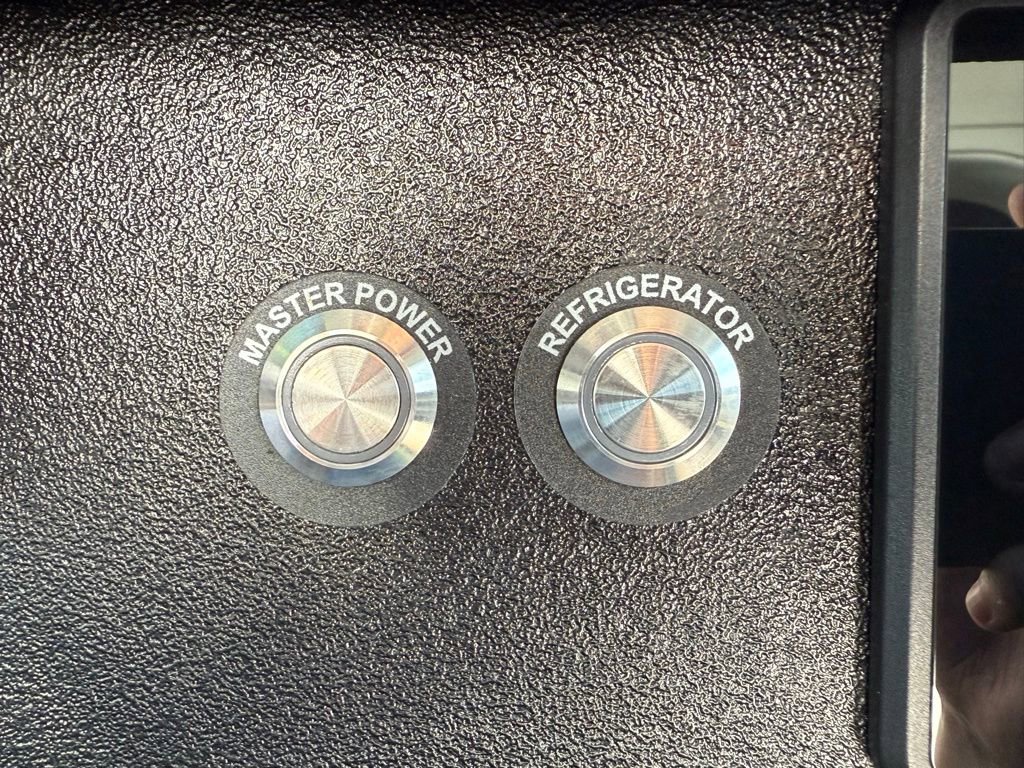 Used 2019 Mercedes-Benz Sprinter 170 w/ Driver Convenience Package image 37