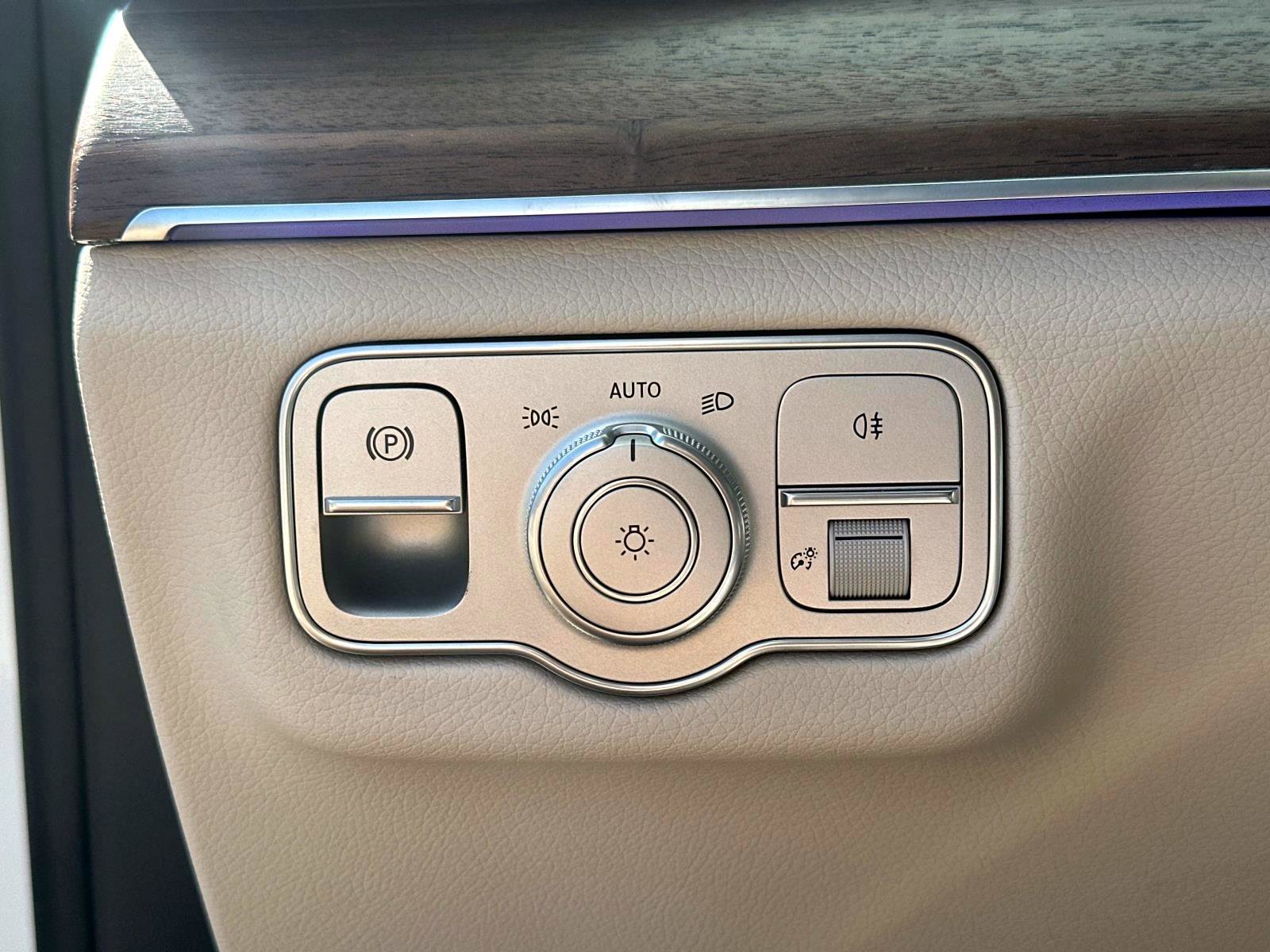 New 2026 Mercedes-Benz GLS 450 4MATIC image 28