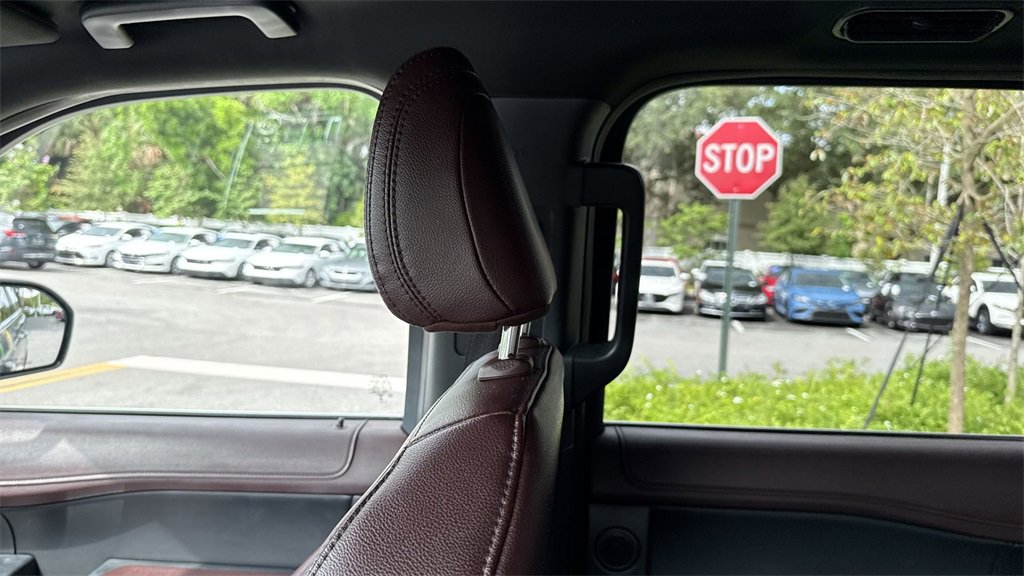 Used 2023 Ford Expedition Limited image 17