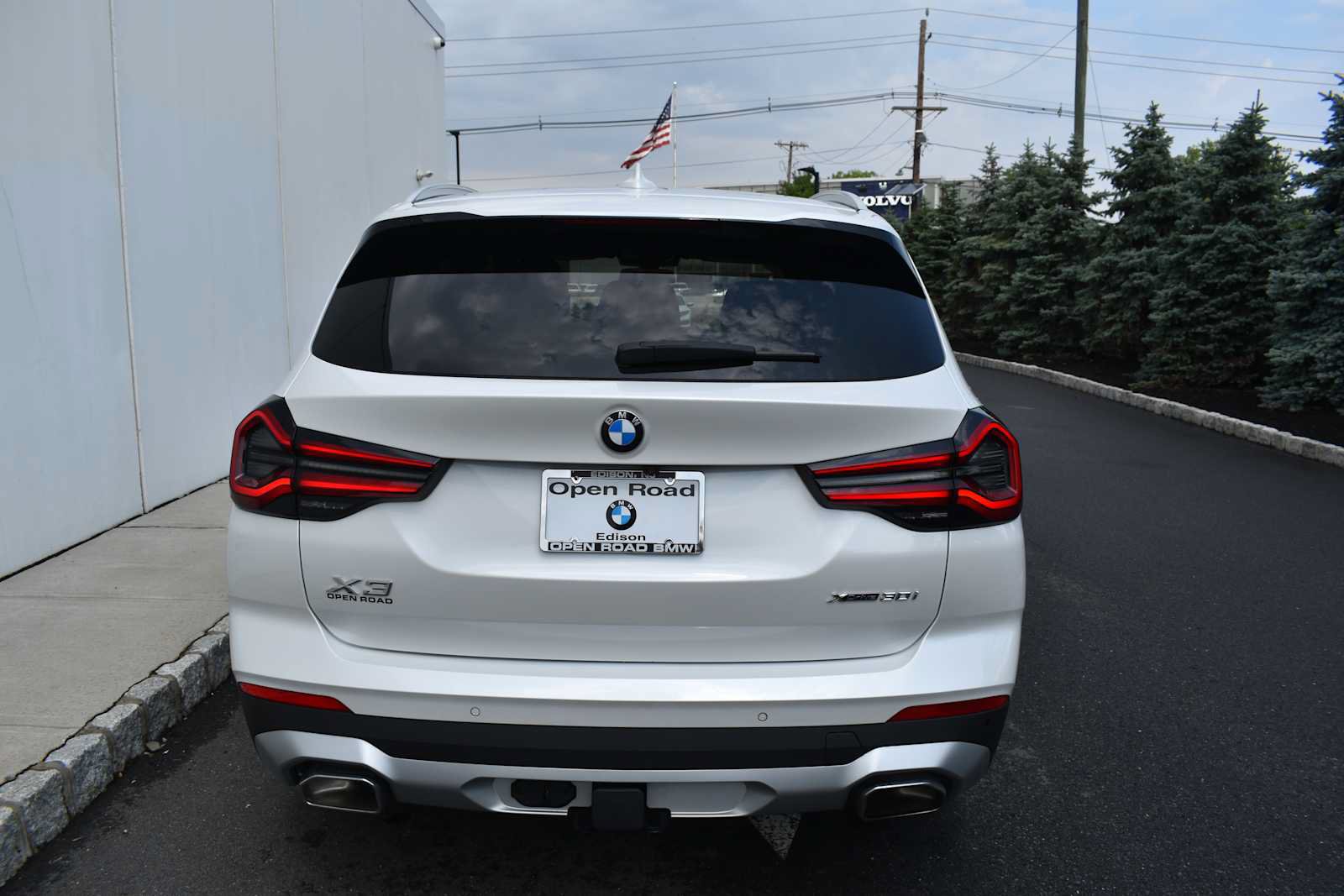 Used 2023 BMW X3 xDrive30i w/ Premium Package AWD/4WD image 6